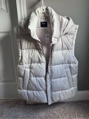 YPB Quilted Puffer Vest in Light Ivory NWT